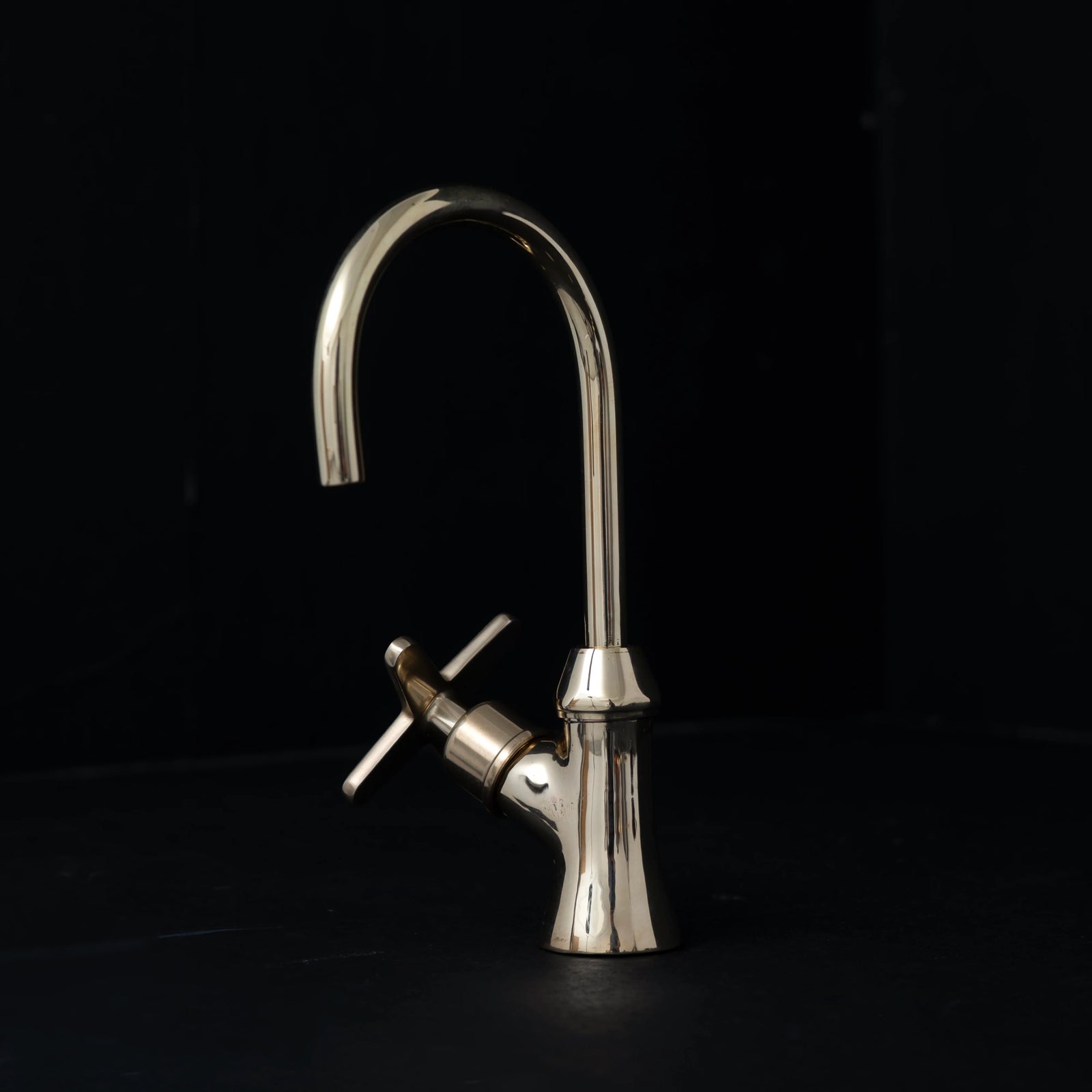 Unlacquered Brass Water Purifier Tap – Single-Hole Deck Mount