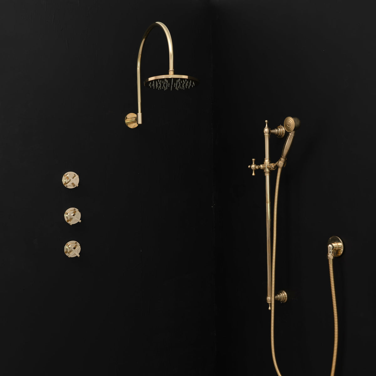 Unlacquered Brass Thermostatic Shower System – ThermoLux – front view