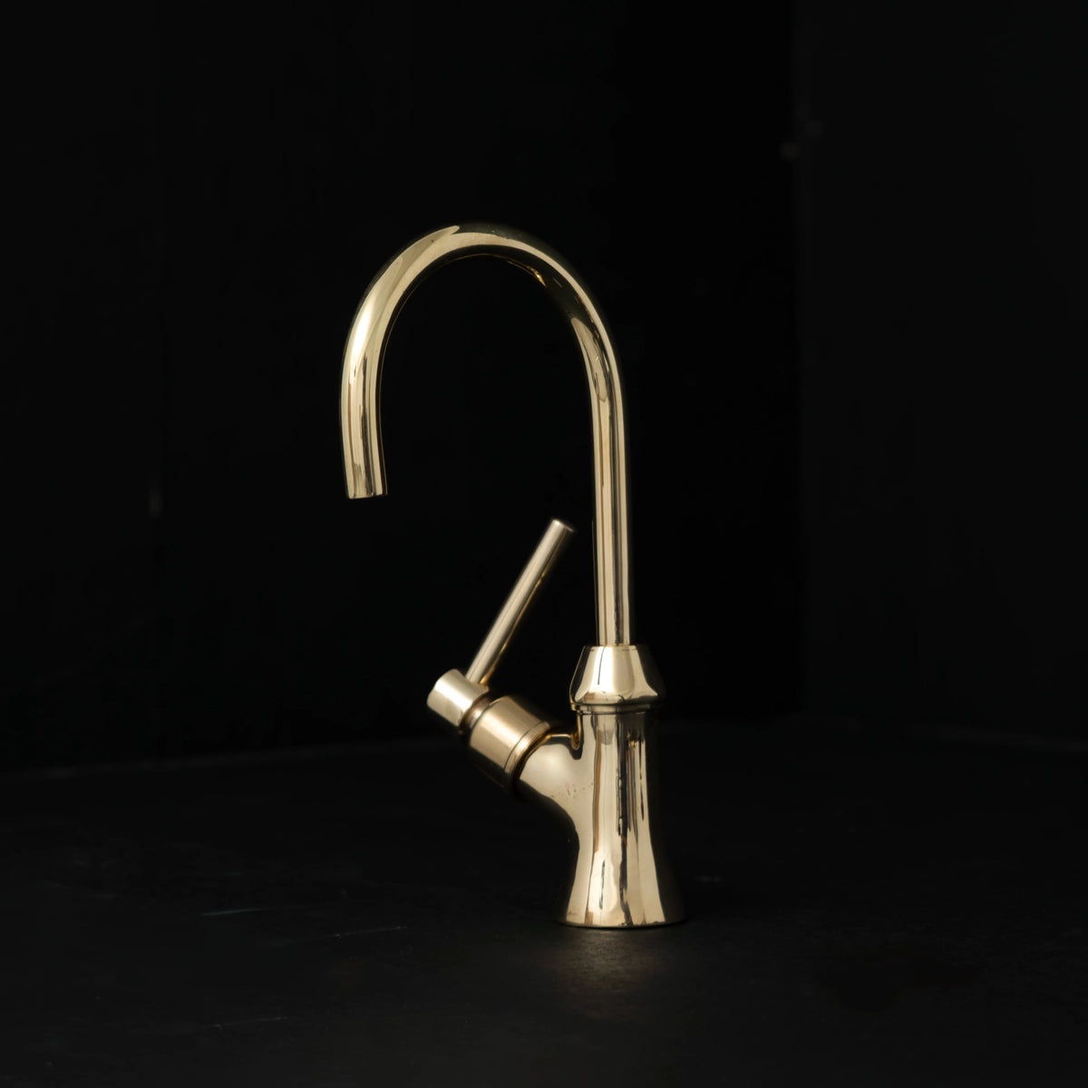 Unlacquered Brass Drinking Water Tap – Kitchen Deck Mount – detail of handle and finish
