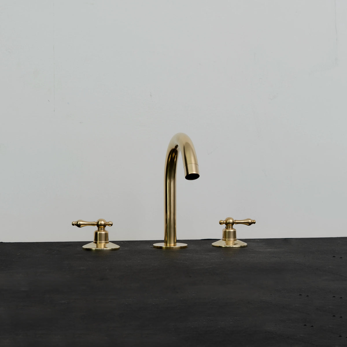 Regal Three-Piece Gooseneck Basin Mixer – Widespread Brass – detail of gooseneck spout