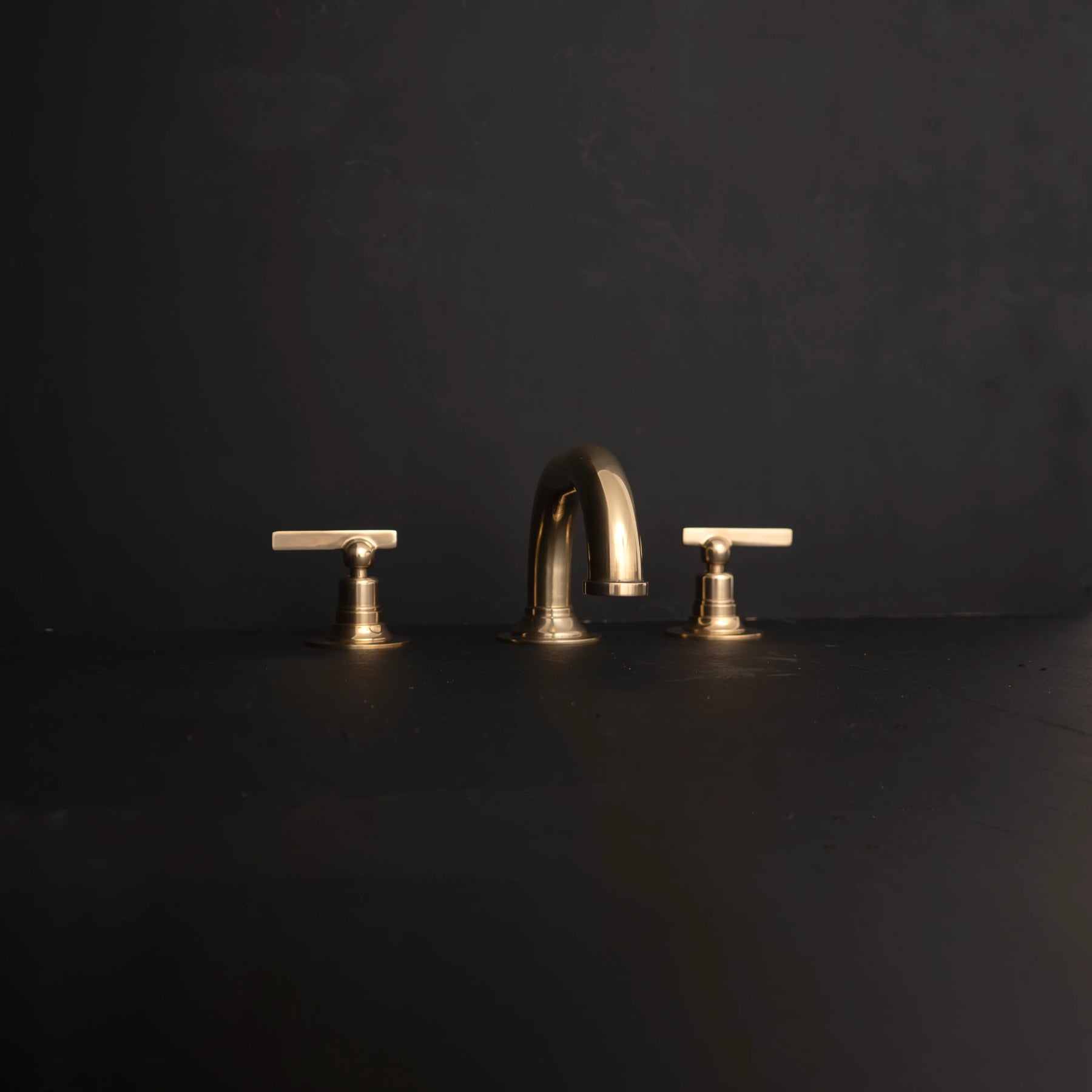 Unlacquered Brass Three-Hole Bath Tap – Deck-Mounted