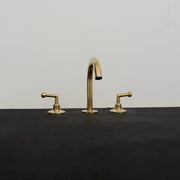 Golden Arch Bathroom Faucet – Modern Brass Gooseneck