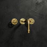 Solid Brass Cobra Wall-Mount Faucet – Classic Curve