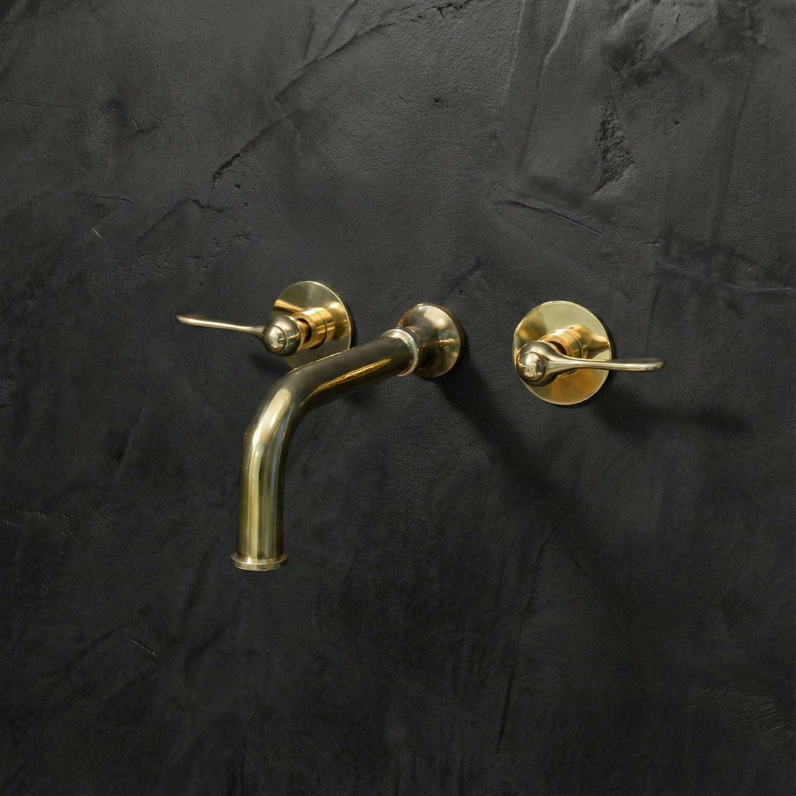 Antique Brass Wall-Mount Faucet – Handcrafted Lever Handle