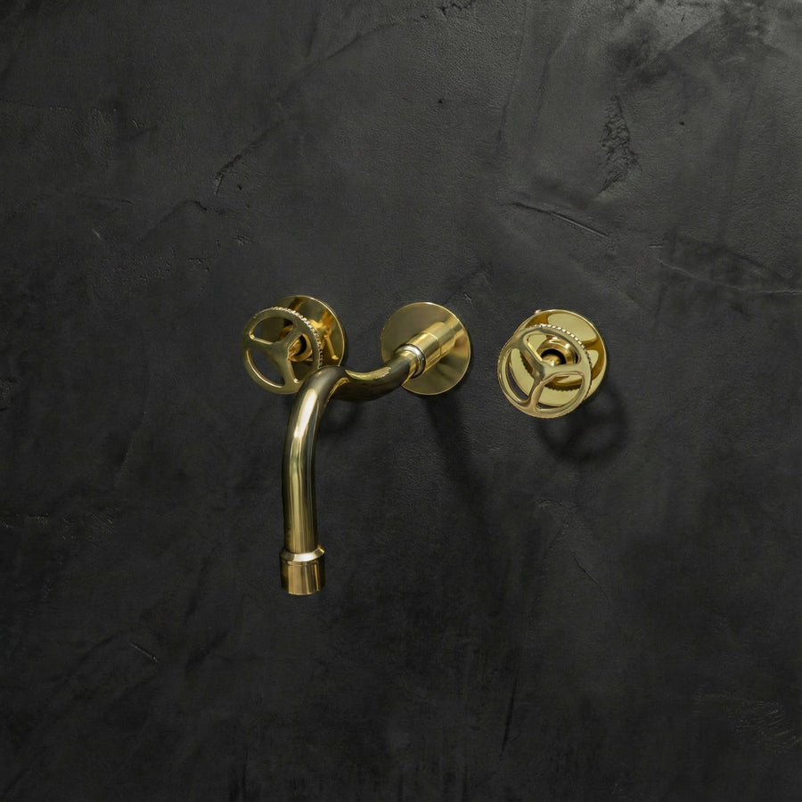 Solid Brass Cobra Wall-Mount Faucet – Classic Curve