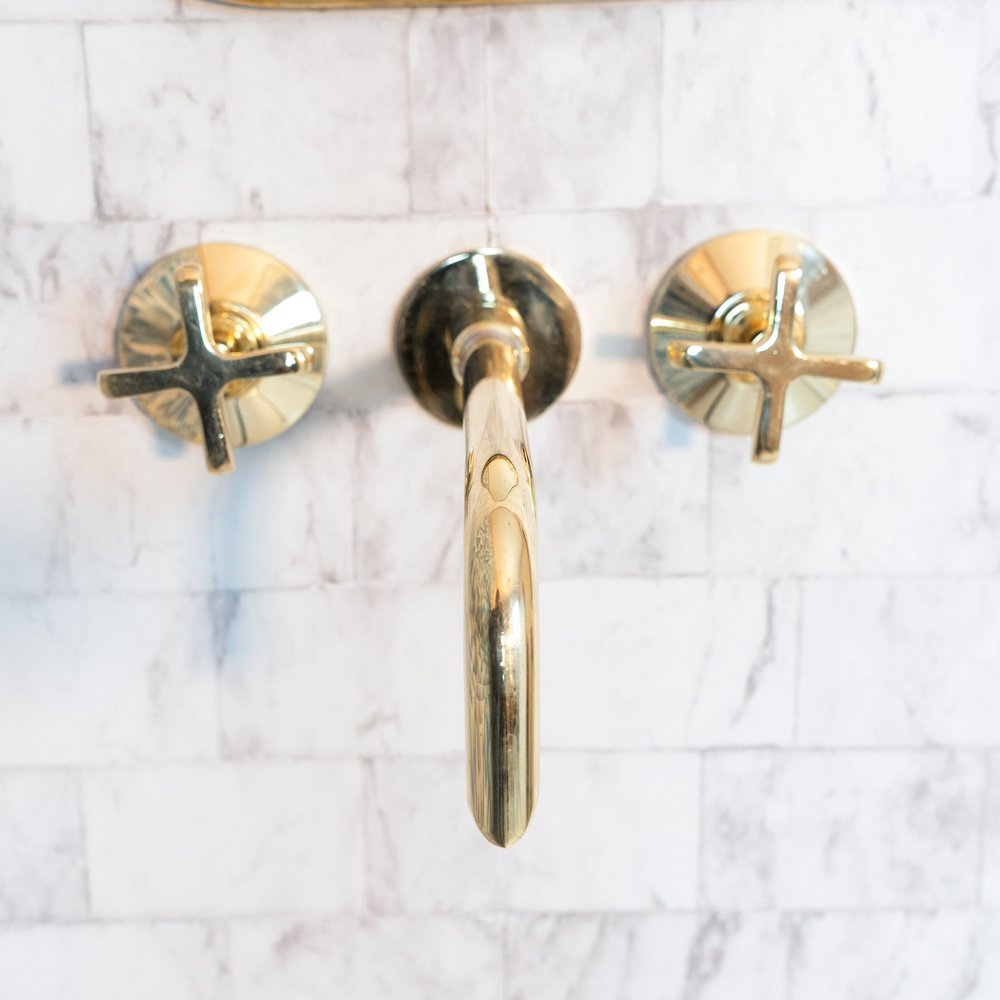 Antique Brass Wall-Mounted Faucet – Snake Spout Design – side profile