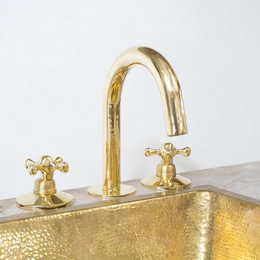 Unlacquered Brass 3-Hole Bathroom Faucet – Widespread