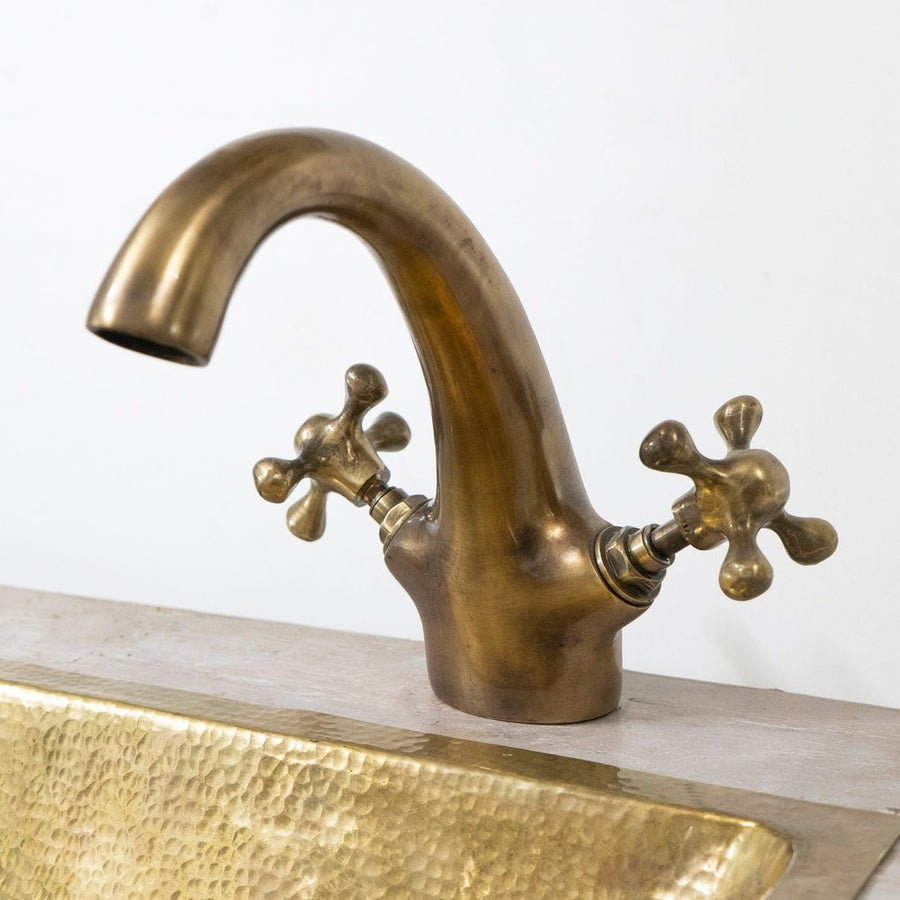 Hammered Unlacquered Brass Vanity Faucet – Single Hole