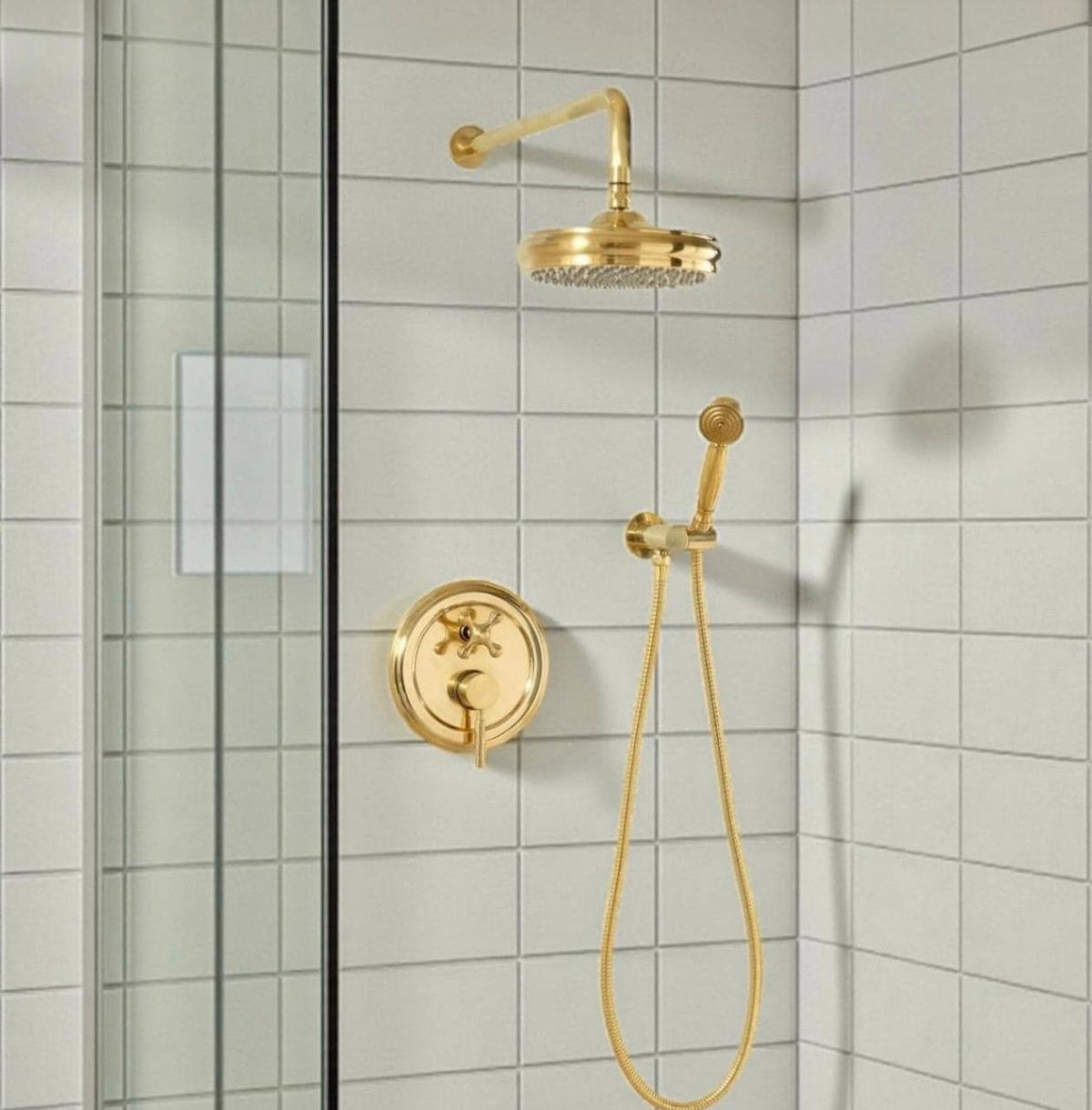 Tracy shower head and handheld set – angled view