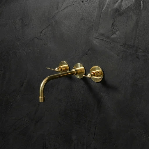 Solid Brass Wall-Mount Faucet – 7.5-Inch Spout Reach – detail of handle