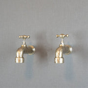 Engraved Unlacquered Brass Wall-Mounted Faucet – Heritage Design