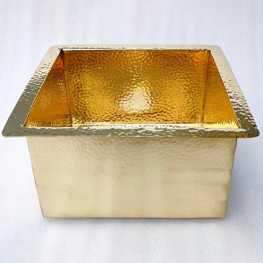 Unlacquered Brass Kitchen Sink – Hammered Farmhouse Style