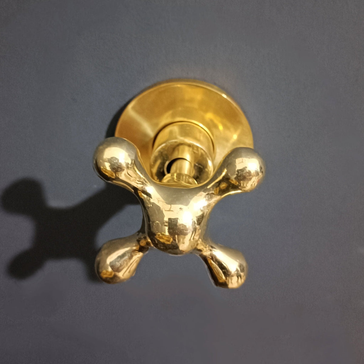 Unlacquered Brass Shut-Off Valve - Cross Handle - close-up detail